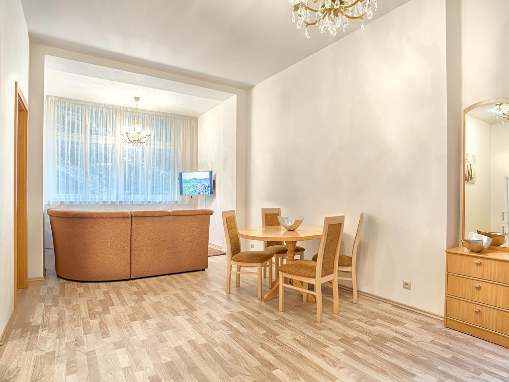 Apartments Valencia Карлові Вари Номер фото