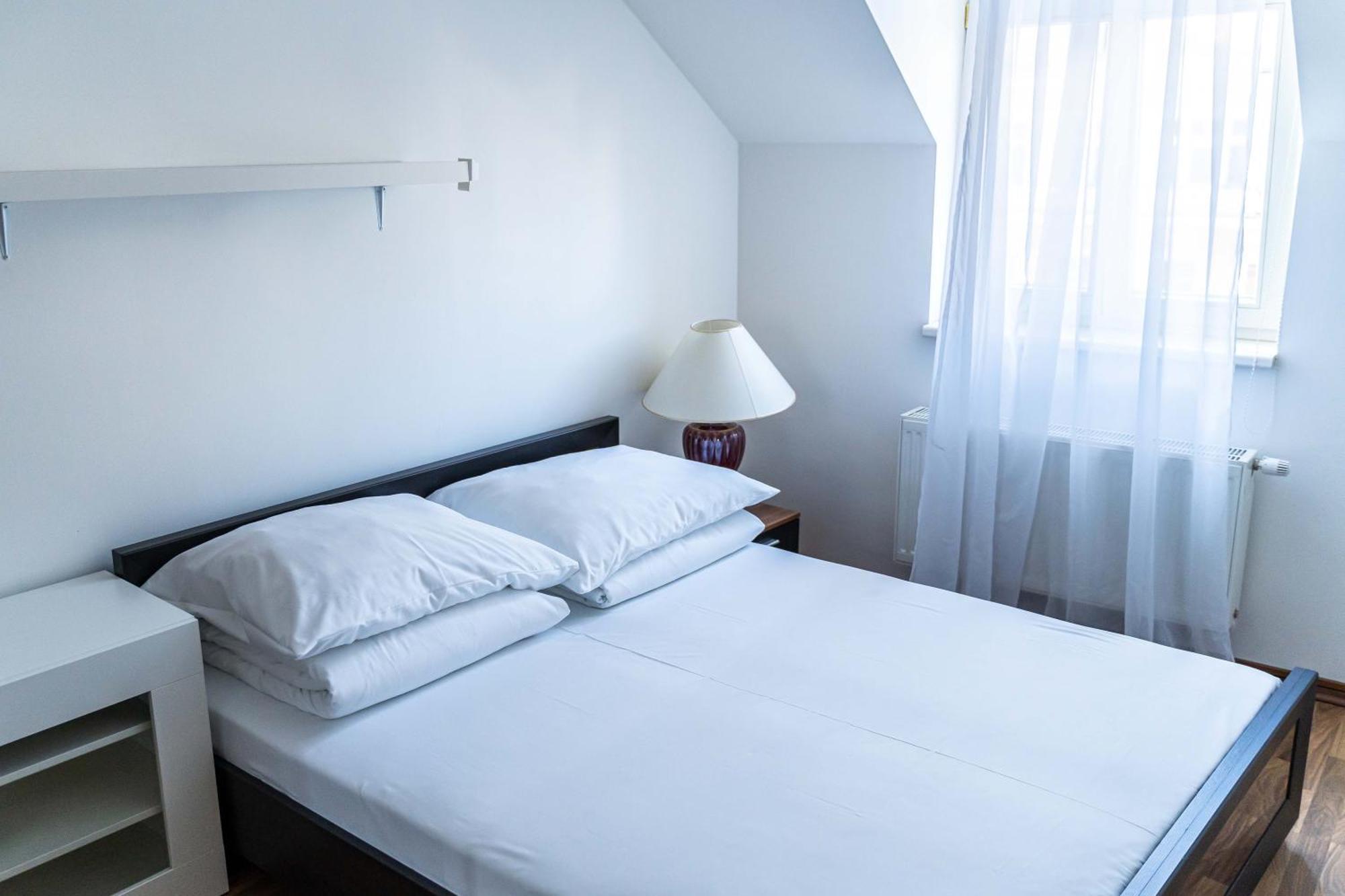 Apartments Valencia Карлові Вари Екстер'єр фото